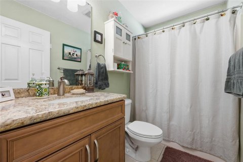 House in Alachua, Florida 4 bedrooms, 240.99 sq.m. № 2237337 - photo 16