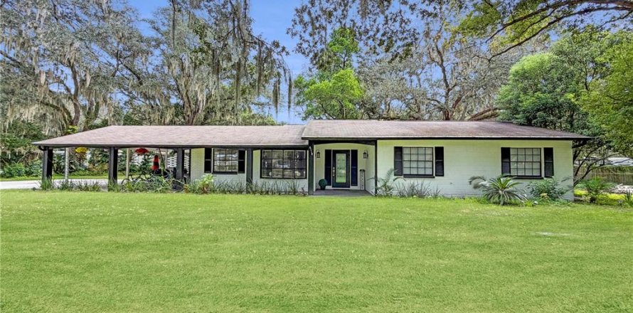 Villa ou maison à Lakeland, Floride 3 chambres, 146.23 m2 № 2401113