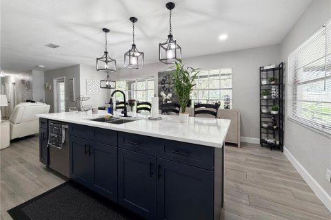 Villa ou maison à vendre à Lakeland, Floride: 3 chambres, 146.23 m2 № 2401113 - photo 4