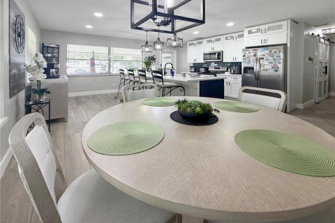 Villa ou maison à vendre à Lakeland, Floride: 3 chambres, 146.23 m2 № 2401113 - photo 13