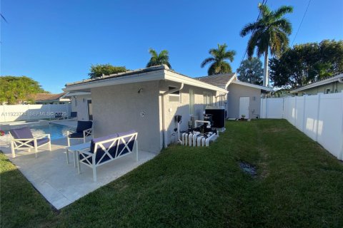 Casa en venta en Fort Lauderdale, Florida, 3 dormitorios, 194.63 m2 № 1981996 - foto 30