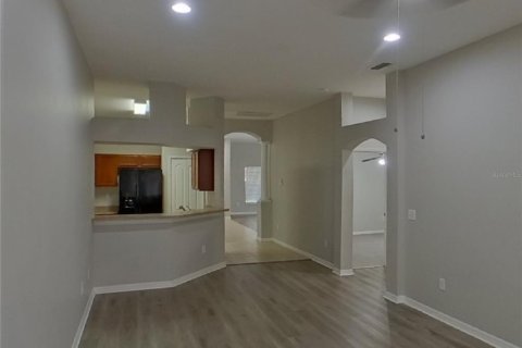 Casa en alquiler en Riverview, Florida, 4 dormitorios, 194.26 m2 № 1911873 - foto 6