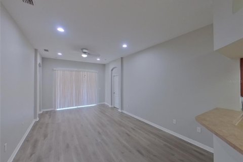 Casa en alquiler en Riverview, Florida, 4 dormitorios, 194.26 m2 № 1911873 - foto 5