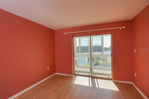 Condo in Bradenton, Florida, 2 bedrooms  № 2091565 - photo 4