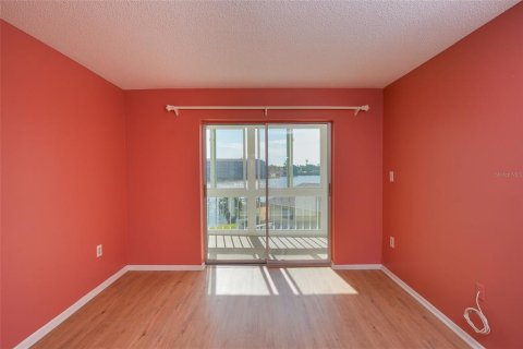 Condo in Bradenton, Florida, 2 bedrooms  № 2091565 - photo 5