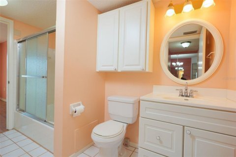 Condo in Bradenton, Florida, 2 bedrooms  № 2091565 - photo 26