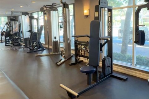Copropriété à louer à Hollywood, Floride: 2 chambres, 104.14 m2 № 2085748 - photo 22