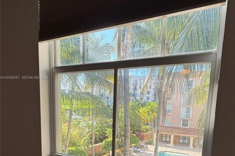 Copropriété à louer à Hollywood, Floride: 2 chambres, 104.14 m2 № 2085748 - photo 14