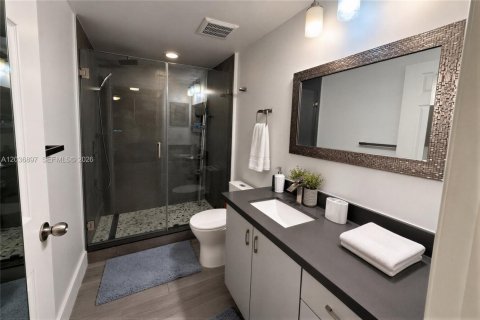Copropriété à louer à Hollywood, Floride: 2 chambres, 104.14 m2 № 2085748 - photo 6