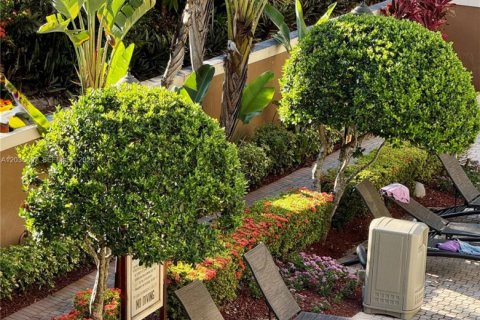 Copropriété à louer à Hollywood, Floride: 2 chambres, 104.14 m2 № 2085748 - photo 18