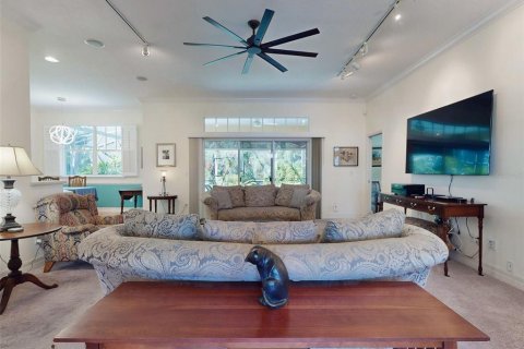 House in New Smyrna Beach, Florida 3 bedrooms, 234.11 sq.m. № 2123083 - photo 16