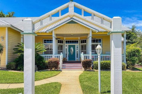 House in New Smyrna Beach, Florida 3 bedrooms, 234.11 sq.m. № 2123083 - photo 3