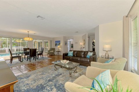 Villa ou maison à louer à Sarasota, Floride: 3 chambres, 193.24 m2 № 1805924 - photo 11