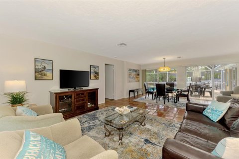 Villa ou maison à louer à Sarasota, Floride: 3 chambres, 193.24 m2 № 1805924 - photo 12