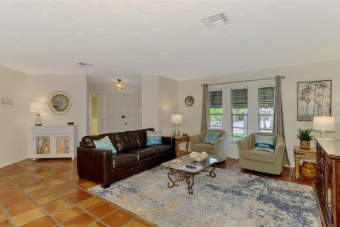 Villa ou maison à louer à Sarasota, Floride: 3 chambres, 193.24 m2 № 1805924 - photo 10