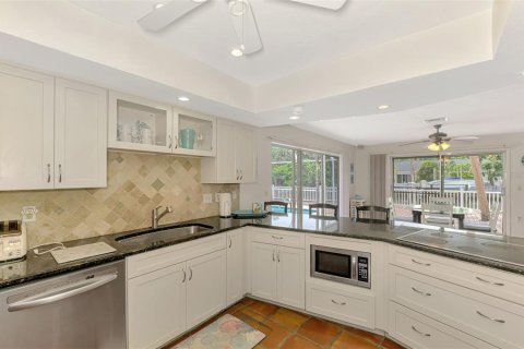 Villa ou maison à louer à Sarasota, Floride: 3 chambres, 193.24 m2 № 1805924 - photo 23