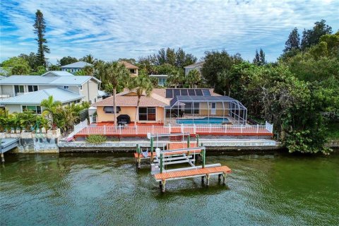 Villa ou maison à louer à Sarasota, Floride: 3 chambres, 193.24 m2 № 1805924 - photo 1