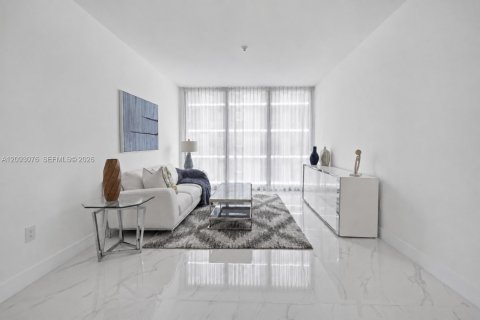 Copropriété à vendre à Miami, Floride: 4 chambres, 249.54 m2 № 2390349 - photo 23