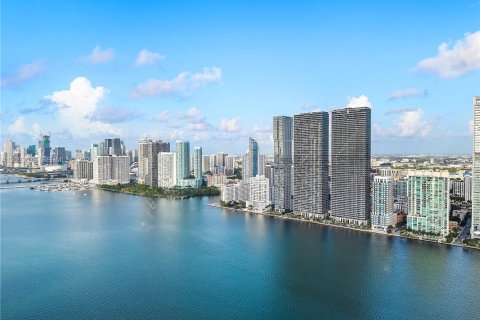 Copropriété à vendre à Miami, Floride: 4 chambres, 249.54 m2 № 2390349 - photo 3