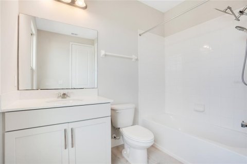 House in Orlando, Florida 6 bedrooms, 377 sq.m. № 1598681 - photo 21