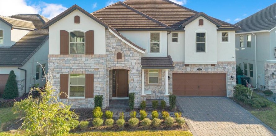 House in Orlando, Florida 6 bedrooms, 377 sq.m. № 1598681