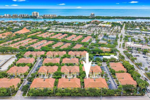Condominio en alquiler en Tequesta, Florida, 2 dormitorios, 96.25 m2 № 1182104 - foto 1