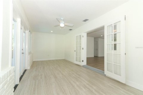 Casa en venta en Longwood, Florida, 4 dormitorios, 212.93 m2 № 1737316 - foto 11