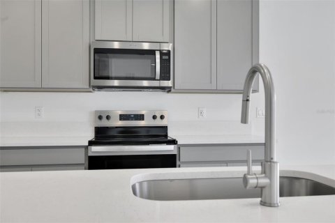 Villa ou maison à vendre à Green Cove Springs, Floride: 4 chambres, 232.26 m2 № 2312705 - photo 16
