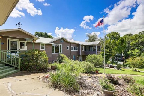 Villa ou maison à Dunnellon, Floride 4 chambres, 268.21 m2 № 2134501