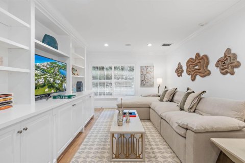 House in North Palm Beach, Florida 5 bedrooms, 379.13 sq.m. № 2262331 - photo 16
