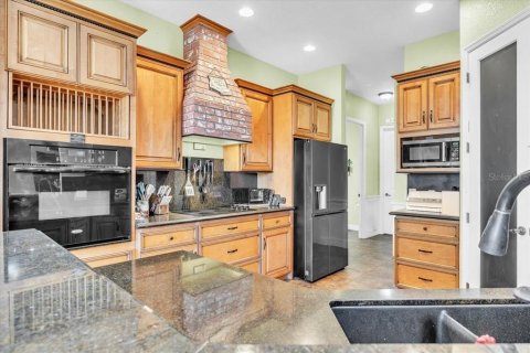 Villa ou maison à vendre à Punta Gorda, Floride: 4 chambres, 218.88 m2 № 2429122 - photo 18
