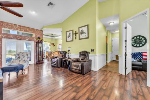 Villa ou maison à vendre à Punta Gorda, Floride: 4 chambres, 218.88 m2 № 2429122 - photo 12