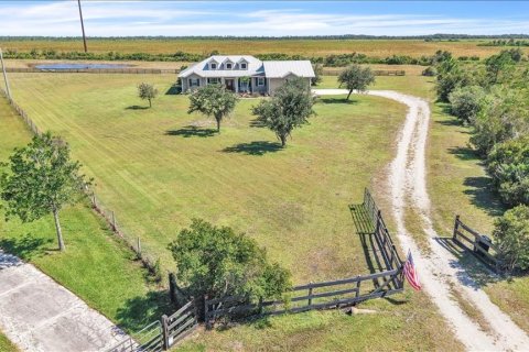 Villa ou maison à vendre à Punta Gorda, Floride: 4 chambres, 218.88 m2 № 2429122 - photo 9