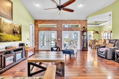 Villa ou maison à vendre à Punta Gorda, Floride: 4 chambres, 218.88 m2 № 2429122 - photo 3