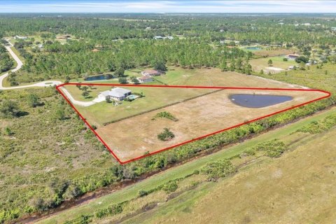 Villa ou maison à vendre à Punta Gorda, Floride: 4 chambres, 218.88 m2 № 2429122 - photo 5