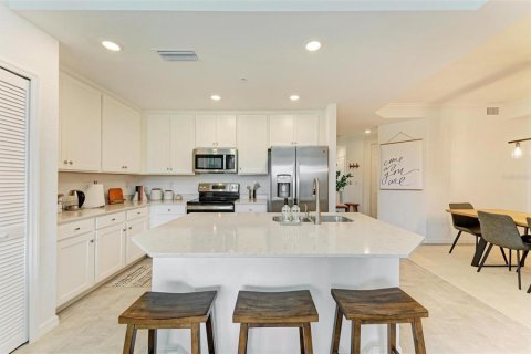 Copropriété à louer à Bradenton, Floride: 3 chambres, 119.47 m2 № 2166533 - photo 8