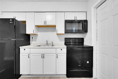 Снять в аренду виллу или дом в Дания-Бич, Флорида 2 спальни, 116.13м2, № 1938930 - фото 9