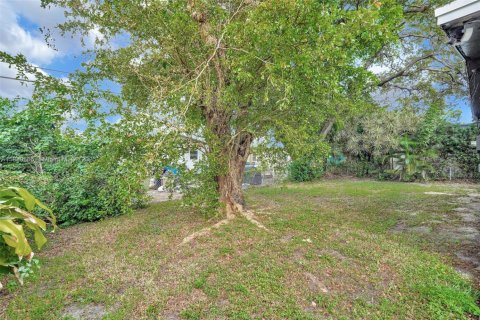 Снять в аренду виллу или дом в Дания-Бич, Флорида 2 спальни, 116.13м2, № 1938930 - фото 30