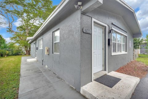 Снять в аренду виллу или дом в Дания-Бич, Флорида 2 спальни, 116.13м2, № 1938930 - фото 26