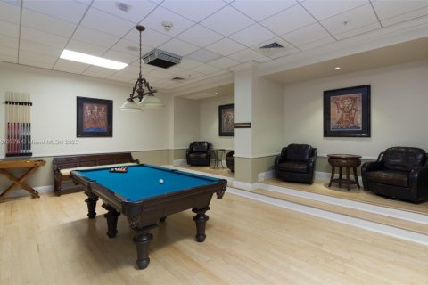 Condo in Miami, Florida, 2 bedrooms  № 1921408 - photo 14