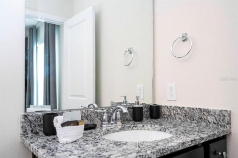 Casa en venta en Davenport, Florida, 5 dormitorios, 243.59 m2 № 2233731 - foto 13