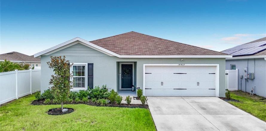 House in Brooksville, Florida 3 bedrooms, 133.78 sq.m. № 2231450