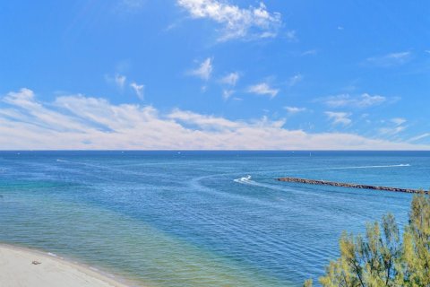 Condo in Fort Lauderdale, Florida, 1 bedroom № 2154162 - photo 14