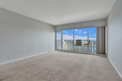Condo in Fort Lauderdale, Florida, 1 bedroom № 2154162 - photo 5