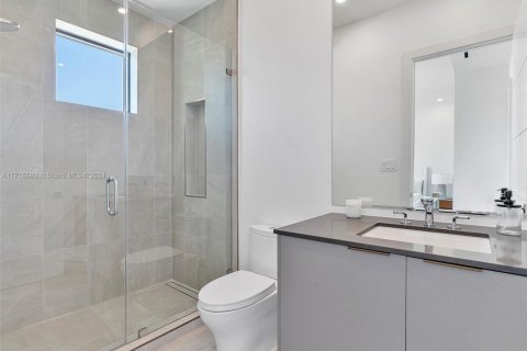 Townhouse in North Miami Beach, Florida 4 bedrooms, 313.55 sq.m. № 1467222 - photo 30
