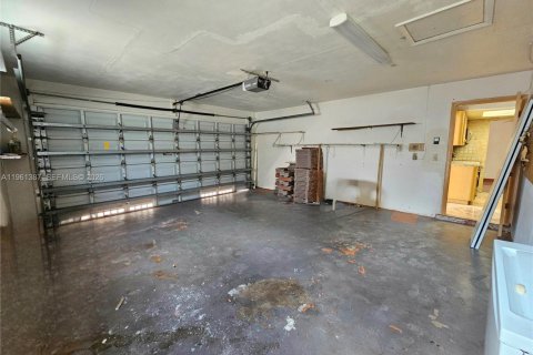 Casa en alquiler en Lauderdale Lakes, Florida, 6 dormitorios, 196.49 m2 № 2023280 - foto 29