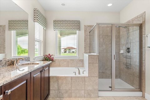 House in Four Corners, Florida 5 bedrooms, 309.18 sq.m. № 1773989 - photo 27