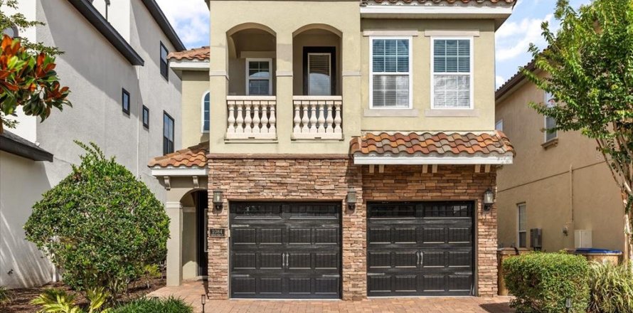 House in Four Corners, Florida 5 bedrooms, 309.18 sq.m. № 1773989