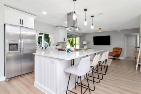 Casa en venta en Tampa, Florida, 3 dormitorios, 123.19 m2 № 1614651 - foto 10