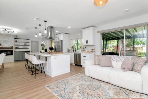 Casa en venta en Tampa, Florida, 3 dormitorios, 123.19 m2 № 1614651 - foto 17